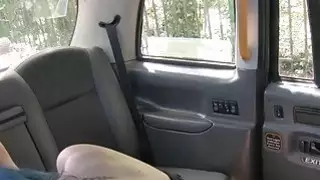 Couple gets horny and enjoyed having sex in the cab