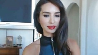 Stunning Webcam Girl In Leather On WebCam