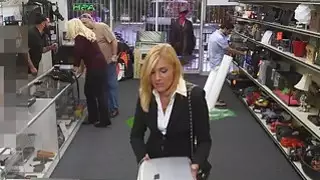 Super Sexy MILF Gets Banged In The Pawnshop